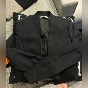 Alice and Olivia black cropped jacket never worn